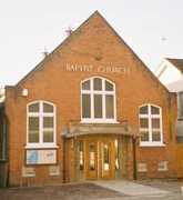 Food bank collection point opens in Hampton Wick