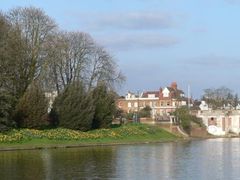 Hampton Court Rescue: the final push